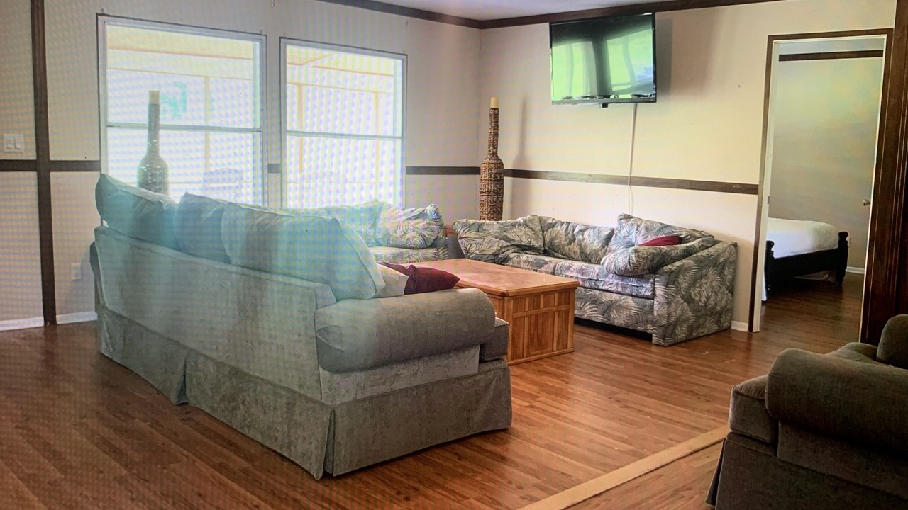 Photo of Livingroom in Folkston