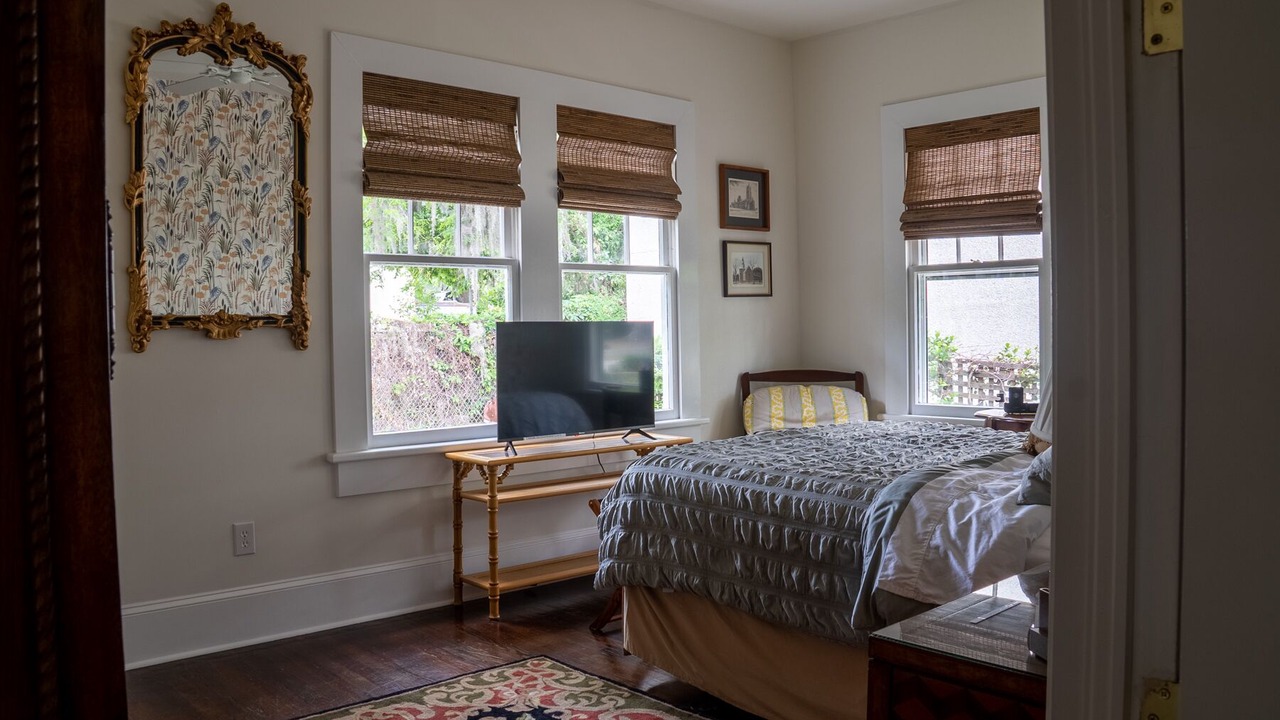 Photo of Bedroom in Uptown