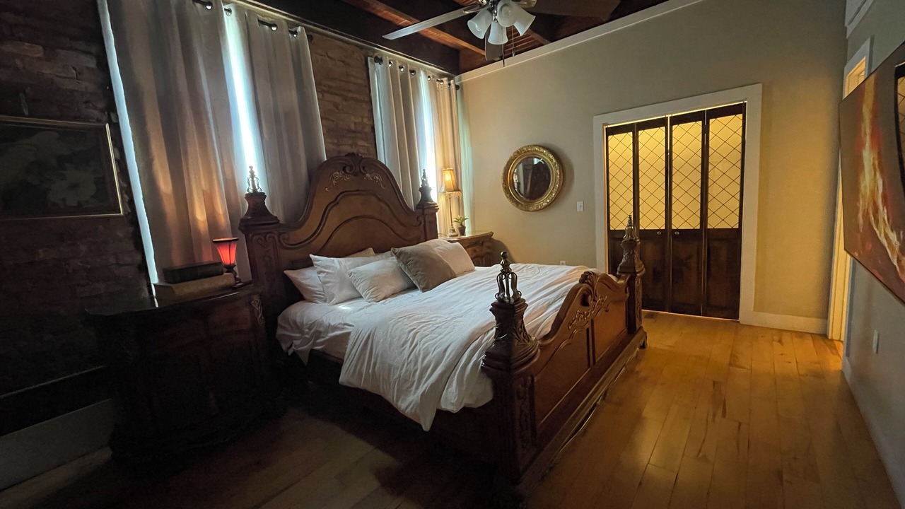 Photo of Bedroom in Abbeville
