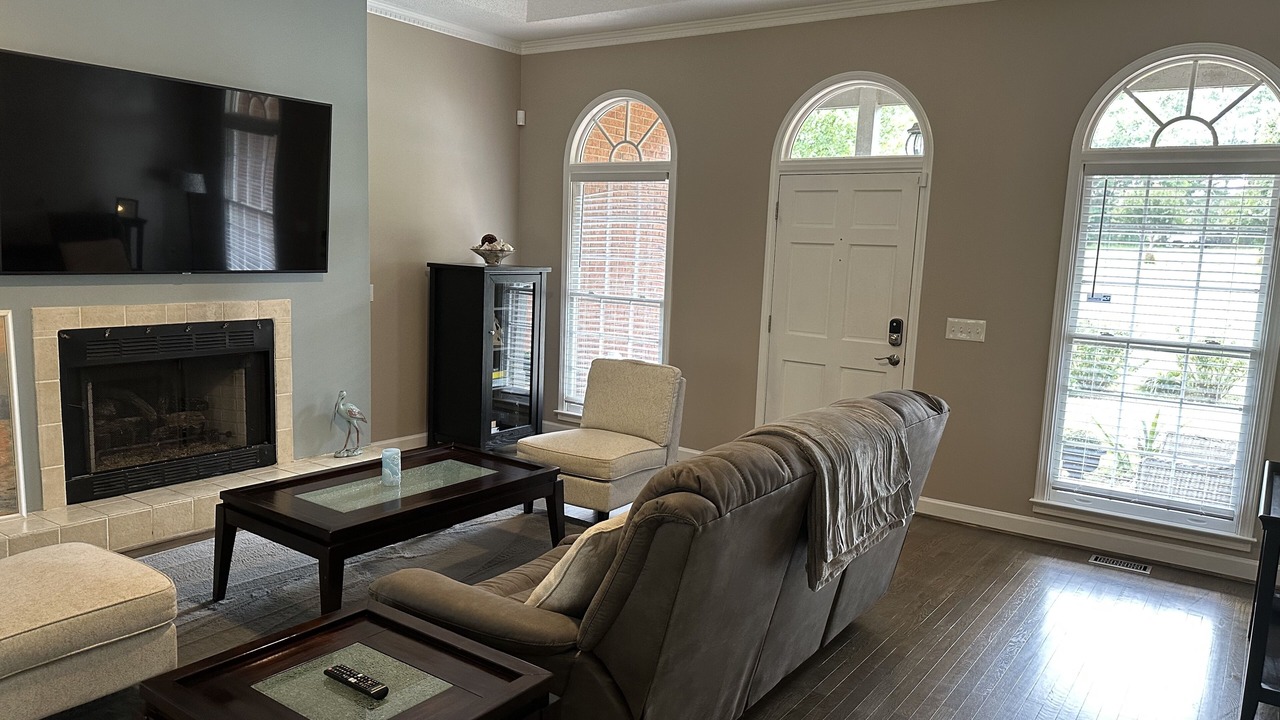 Photo of Livingroom in Anderson