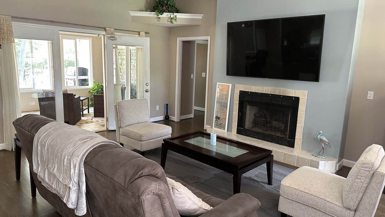 Photo of Livingroom in Anderson