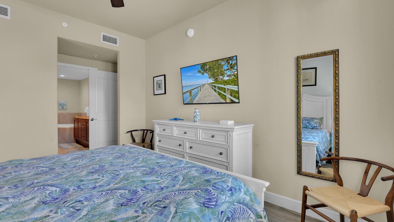 Photo of Bedroom in Royal Harbor