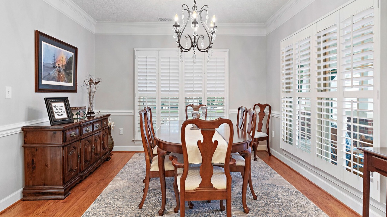 Photo of Livingroom in Burnside Island