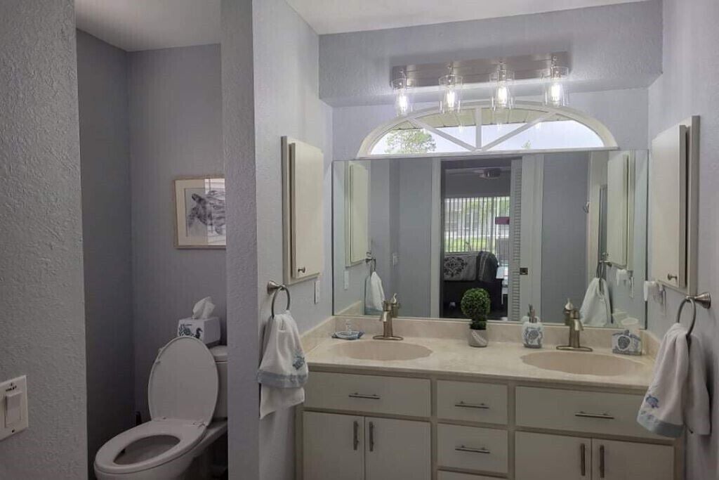 Photo of Bathroom in Port Charlotte