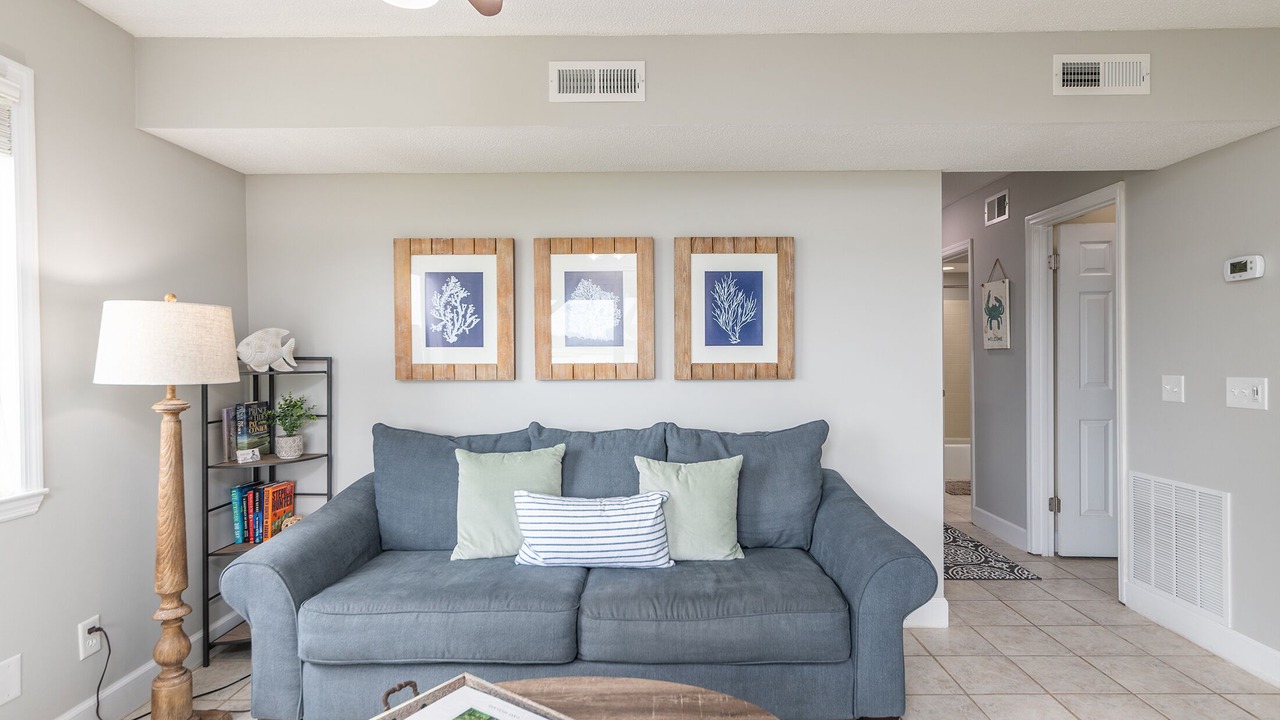 Photo of Livingroom in Shell Point