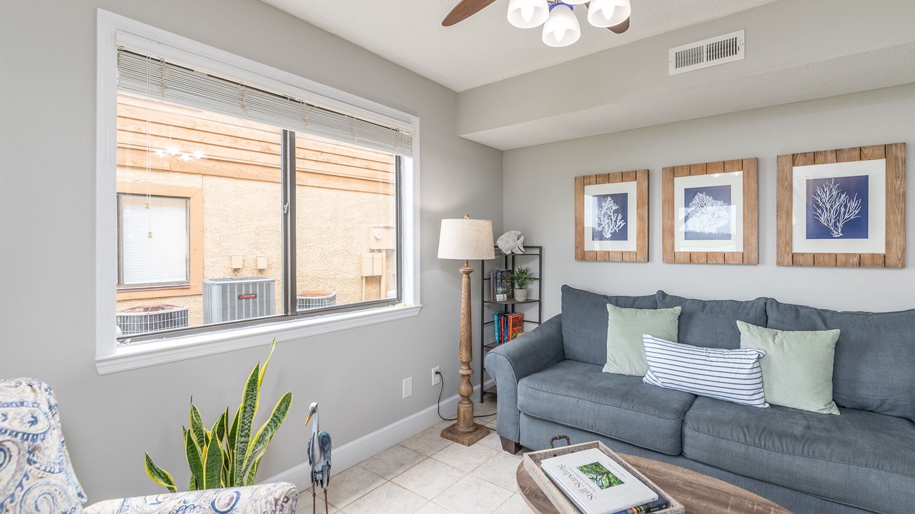 Photo of Livingroom in Shell Point