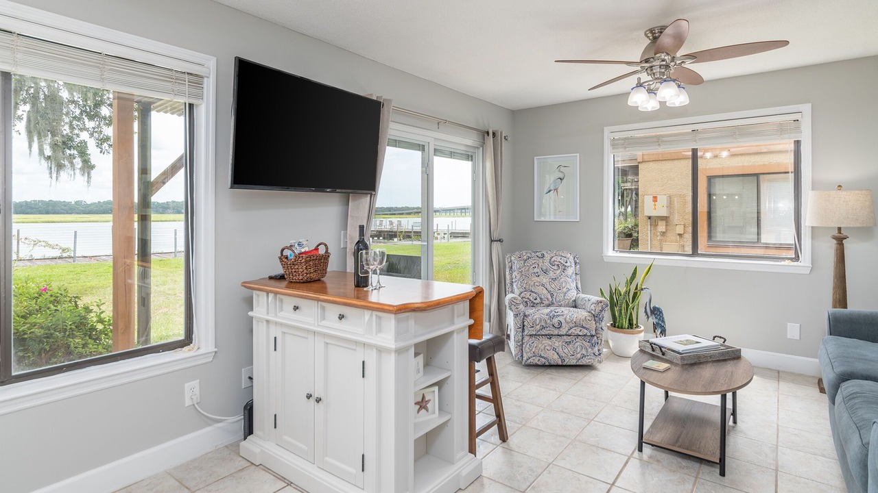 Photo of Livingroom in Shell Point