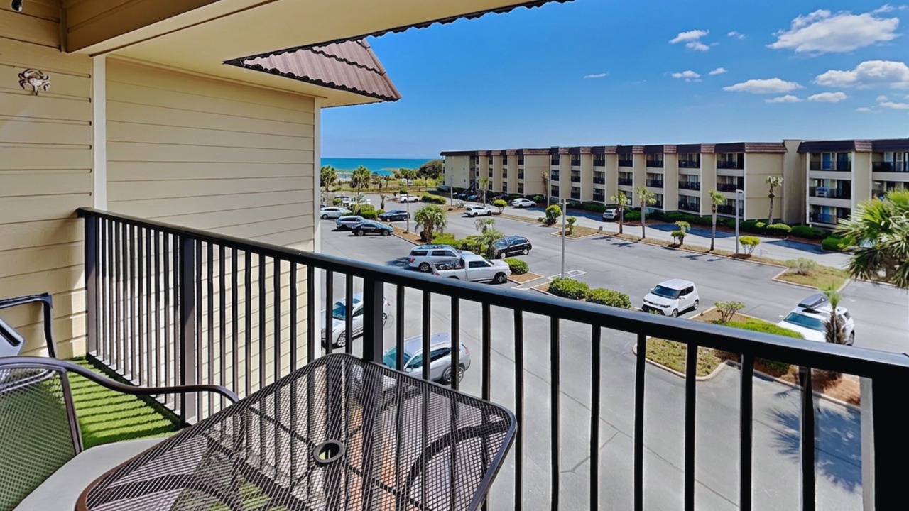 Photo of Outdoor in Folly Field
