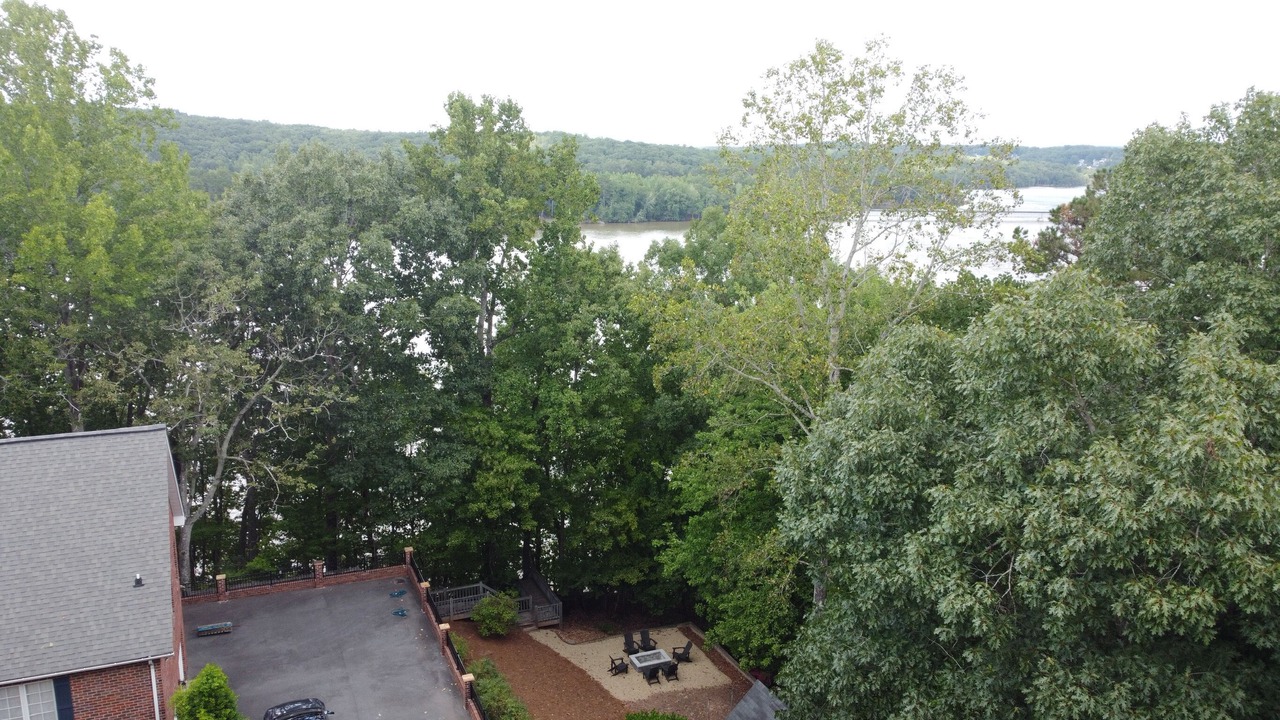 Photo of Outdoor in New London
