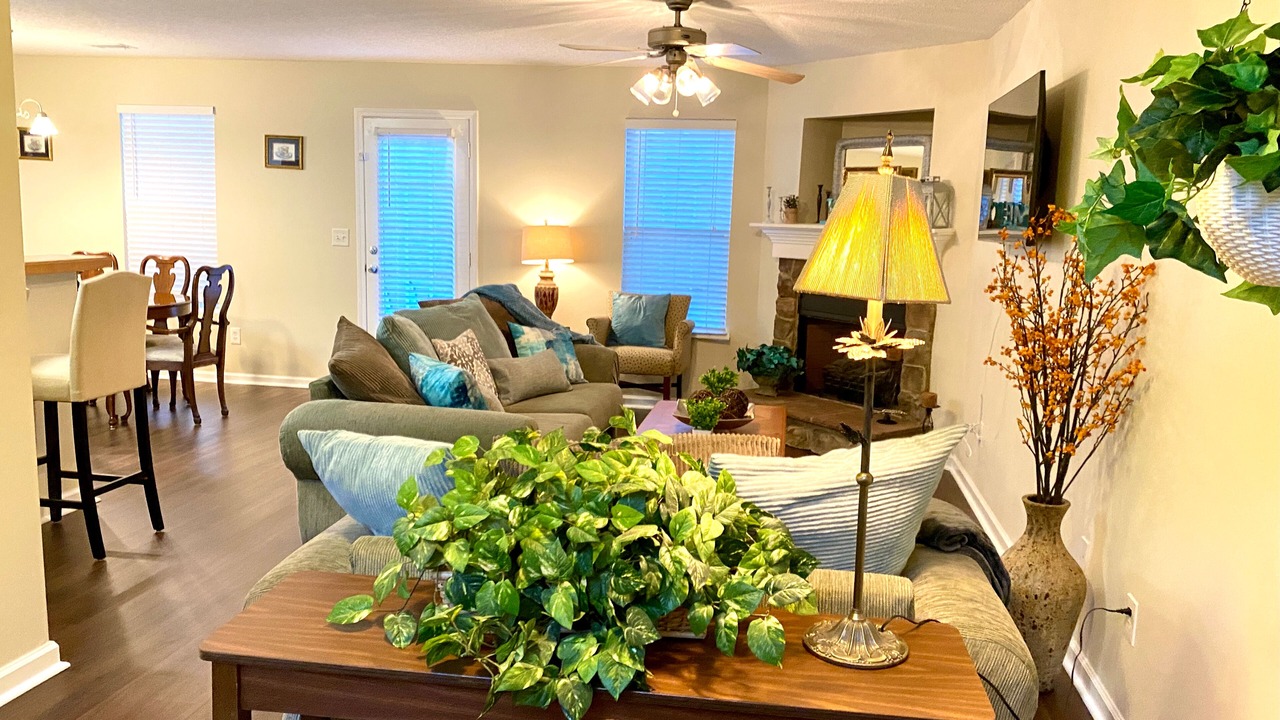 Photo of Livingroom in Winder