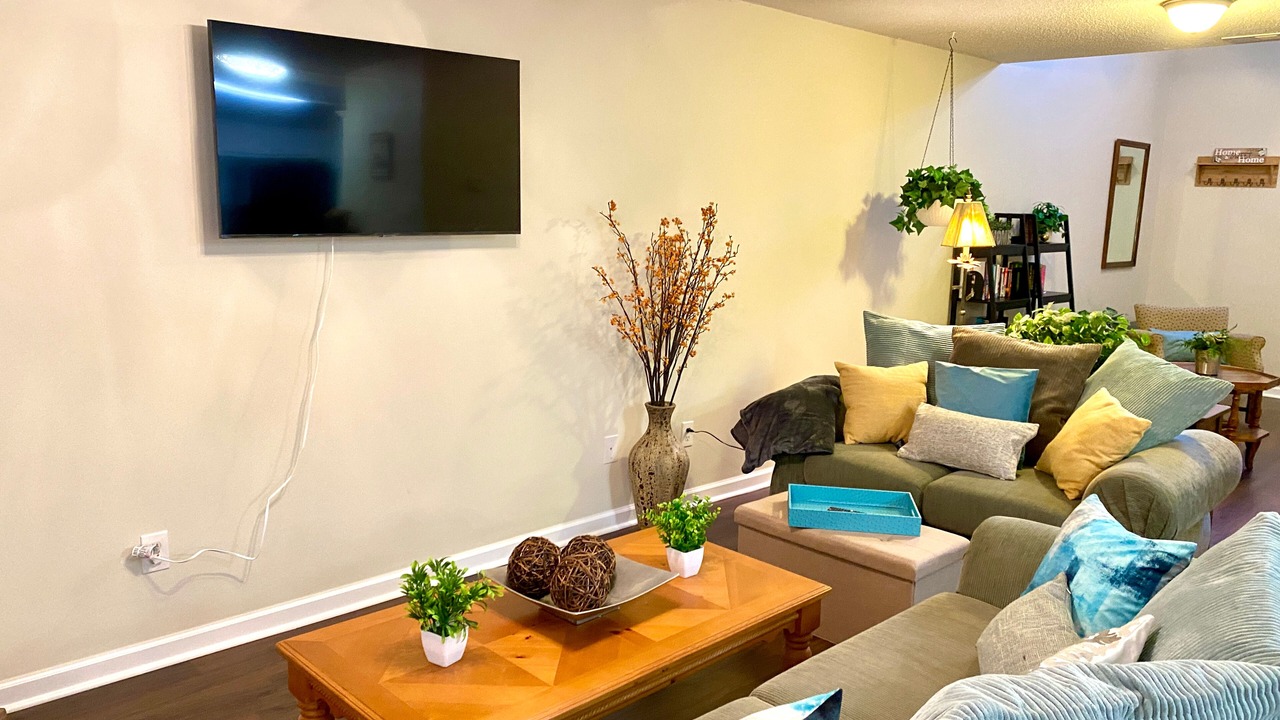 Photo of Livingroom in Winder