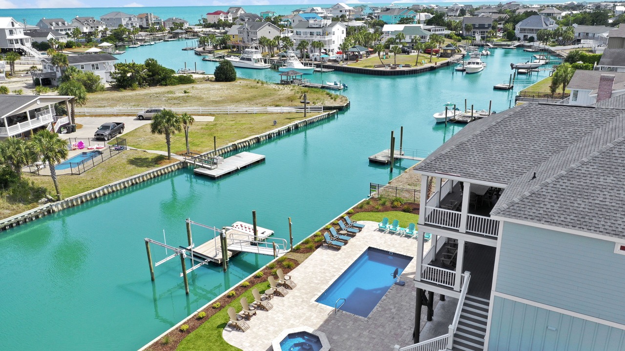 Photo of Outdoor in Inlet Harbour