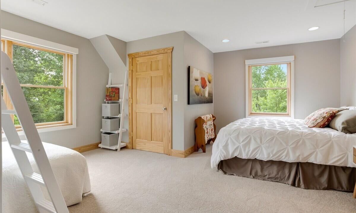 Photo of Bedroom in Pickens