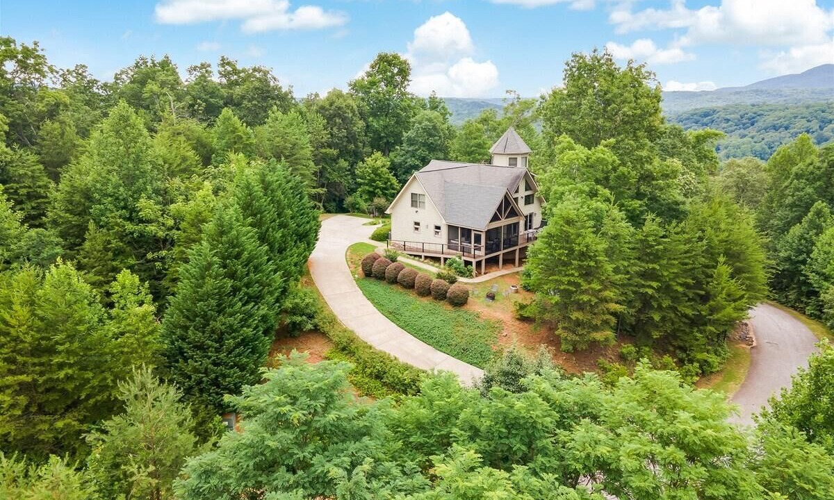 Photo of Outdoor in Pickens