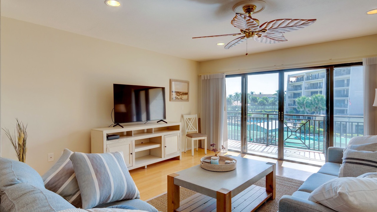 Photo of Livingroom in Central Beach
