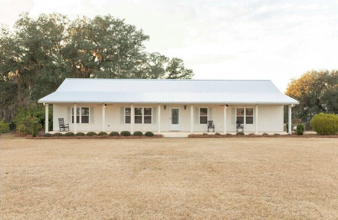 Photo of Outdoor in Adel