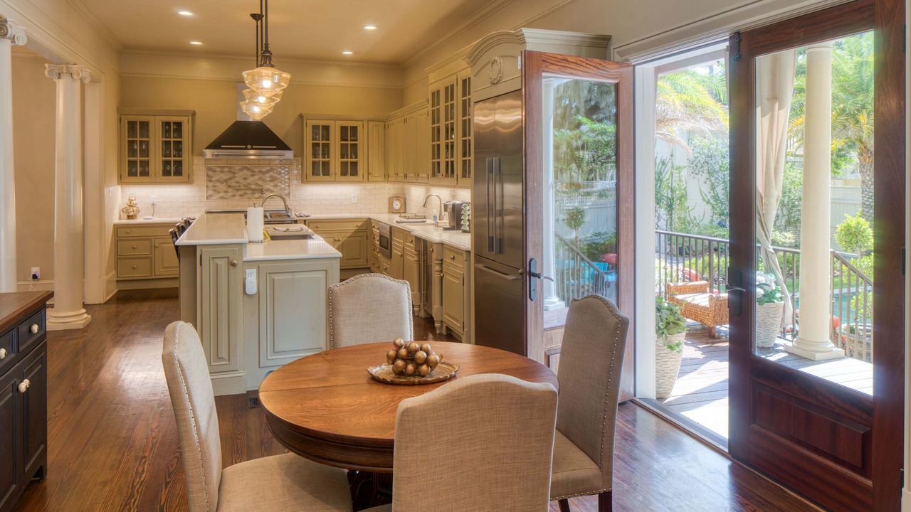 Photo of Kitchen in Metropolitan
