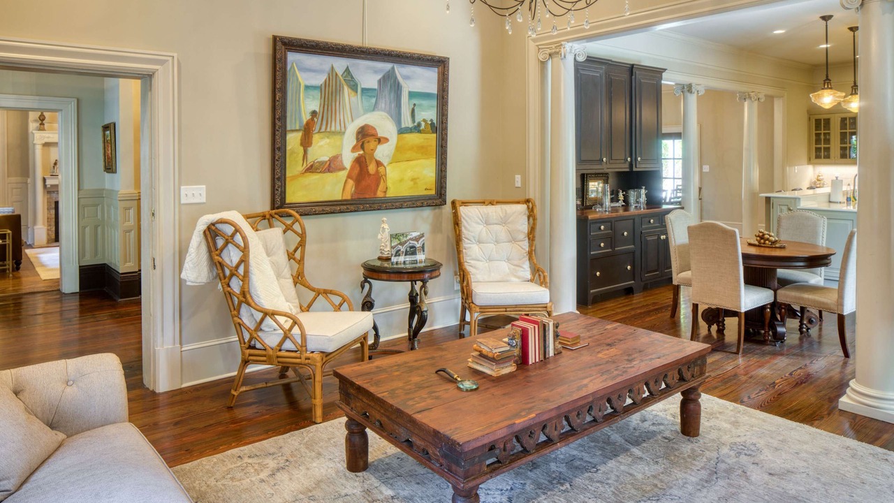 Photo of Livingroom in Metropolitan