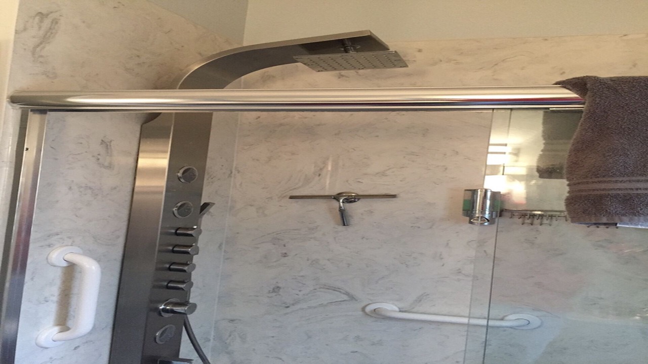 Photo of Bathroom in Falcons Glen