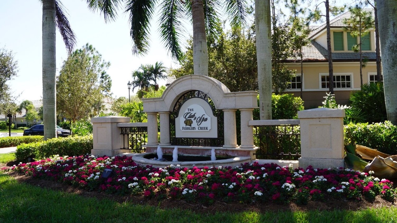 Photo of Outdoor in Naples