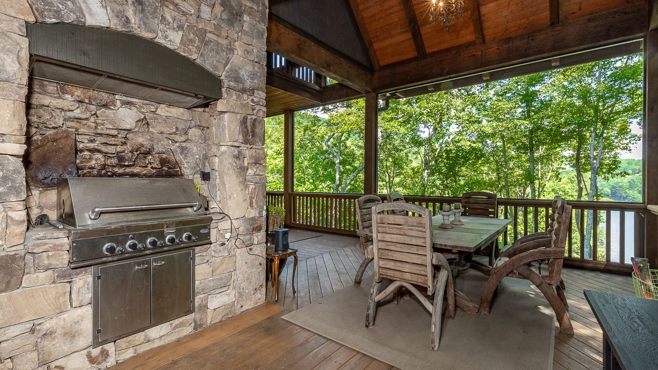 Photo of Outdoor in Lake Toxaway
