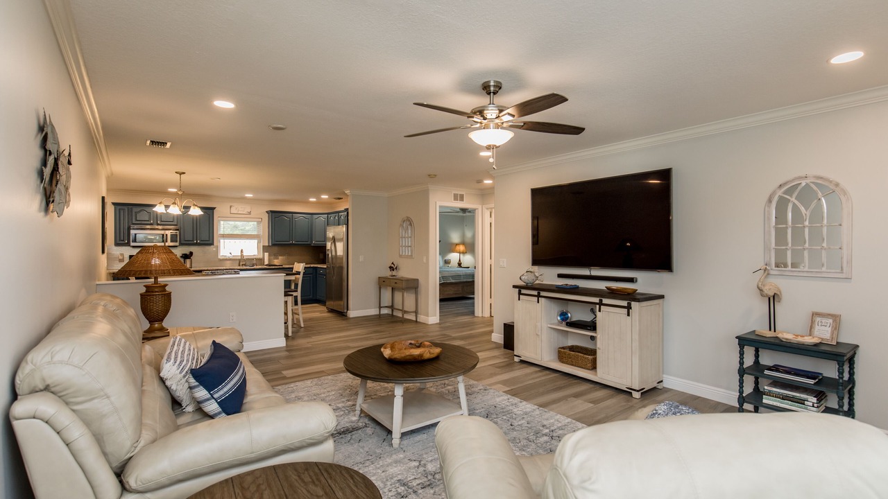 Photo of Livingroom in Sebastian Highlands
