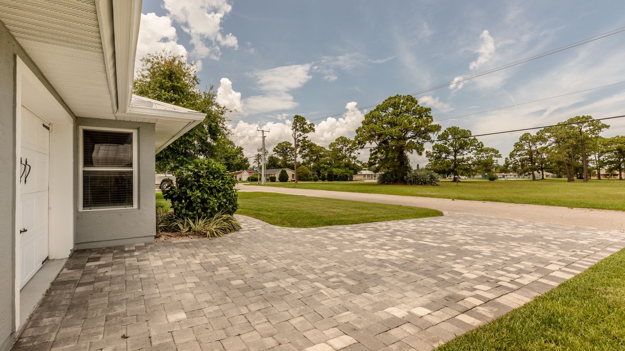 Photo of Outdoor in Sebastian Highlands