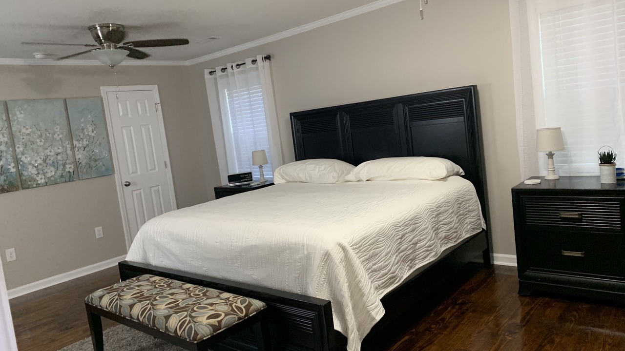 Photo of Bedroom in Manning