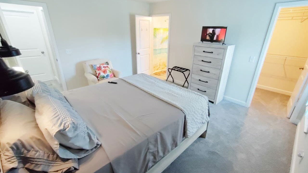 Photo of Bedroom in Florida Ridge