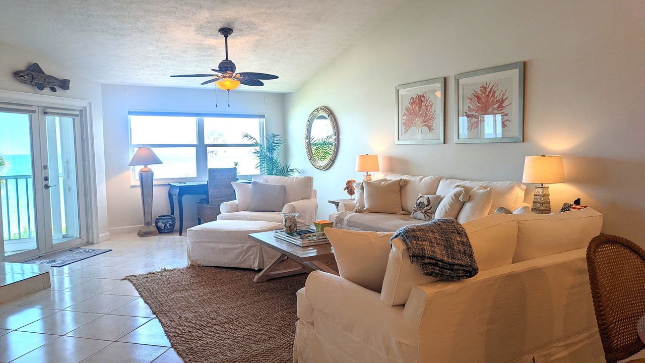 Photo of Livingroom in Wabasso Beach