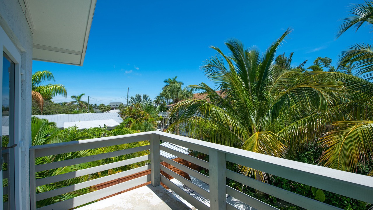 Photo of Patio Balcony in Holmes Beach