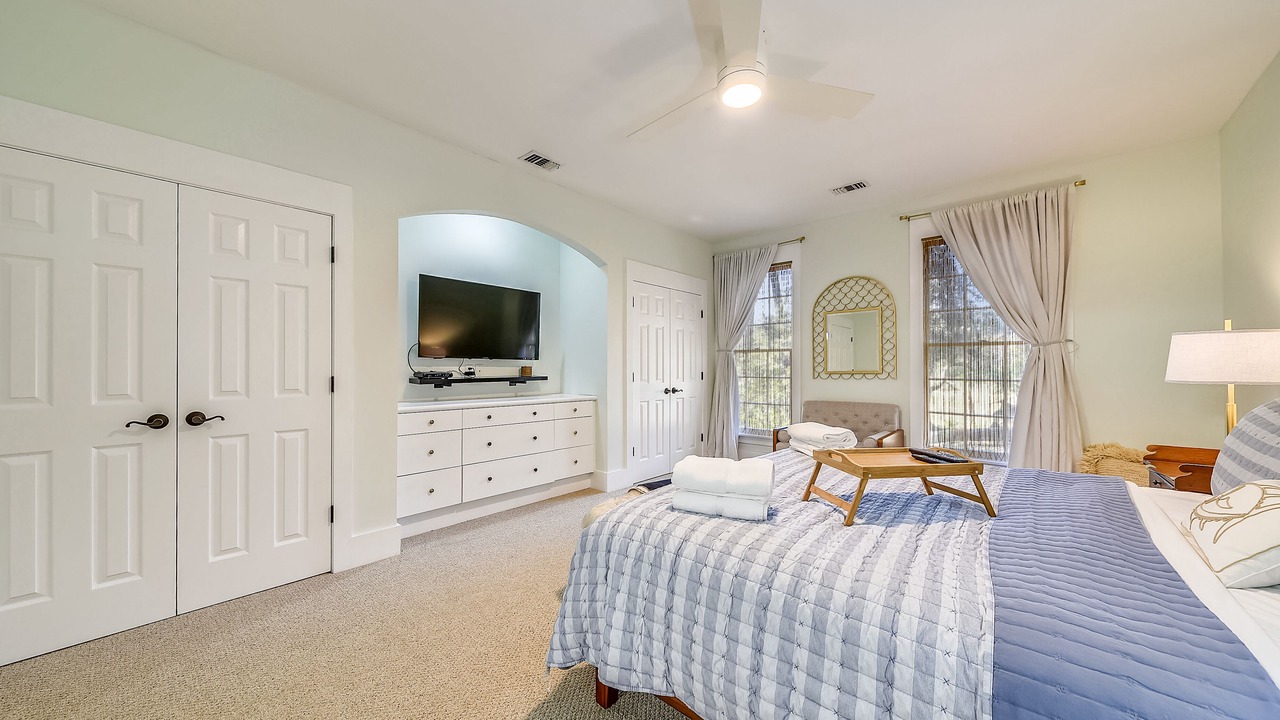 Photo of Bedroom in Melrose on the Beach