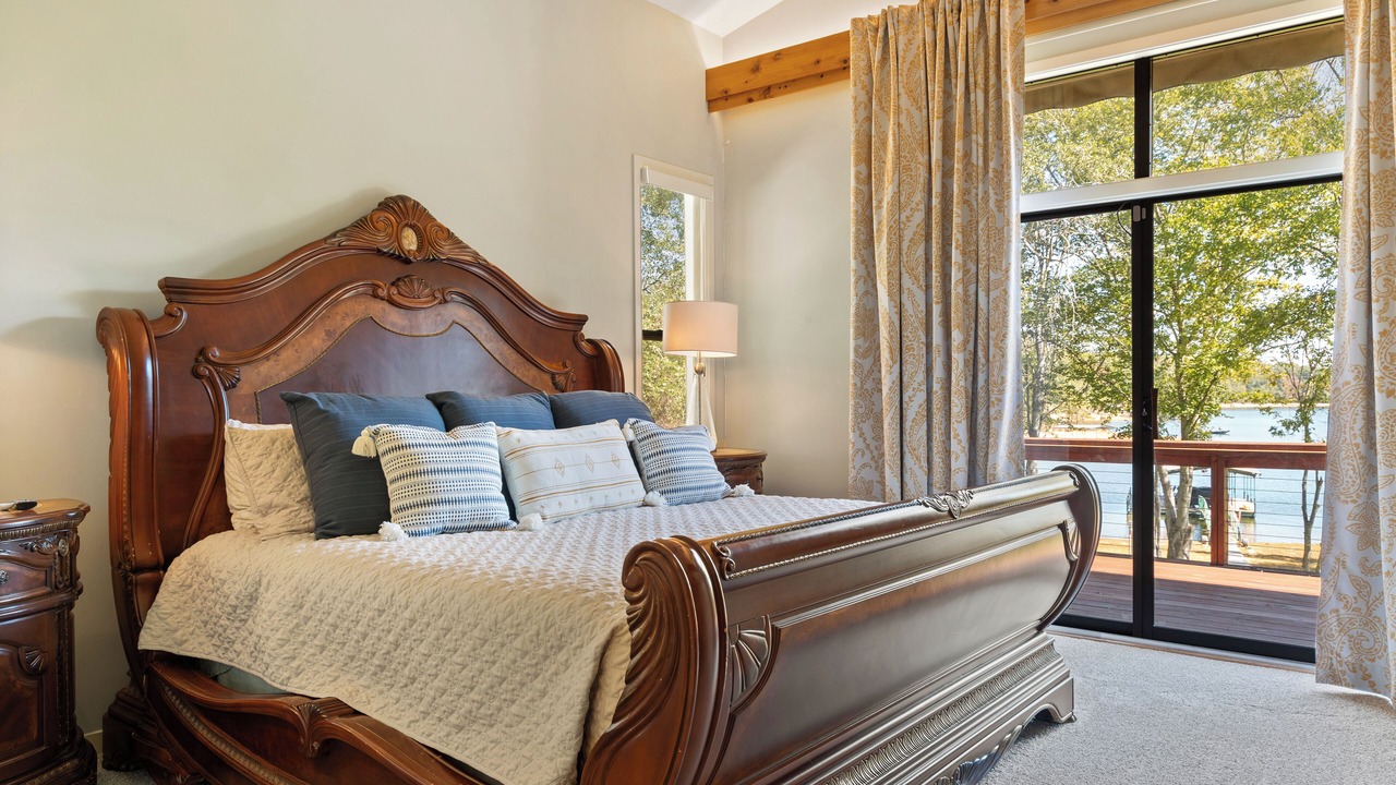 Photo of Bedroom in Seneca