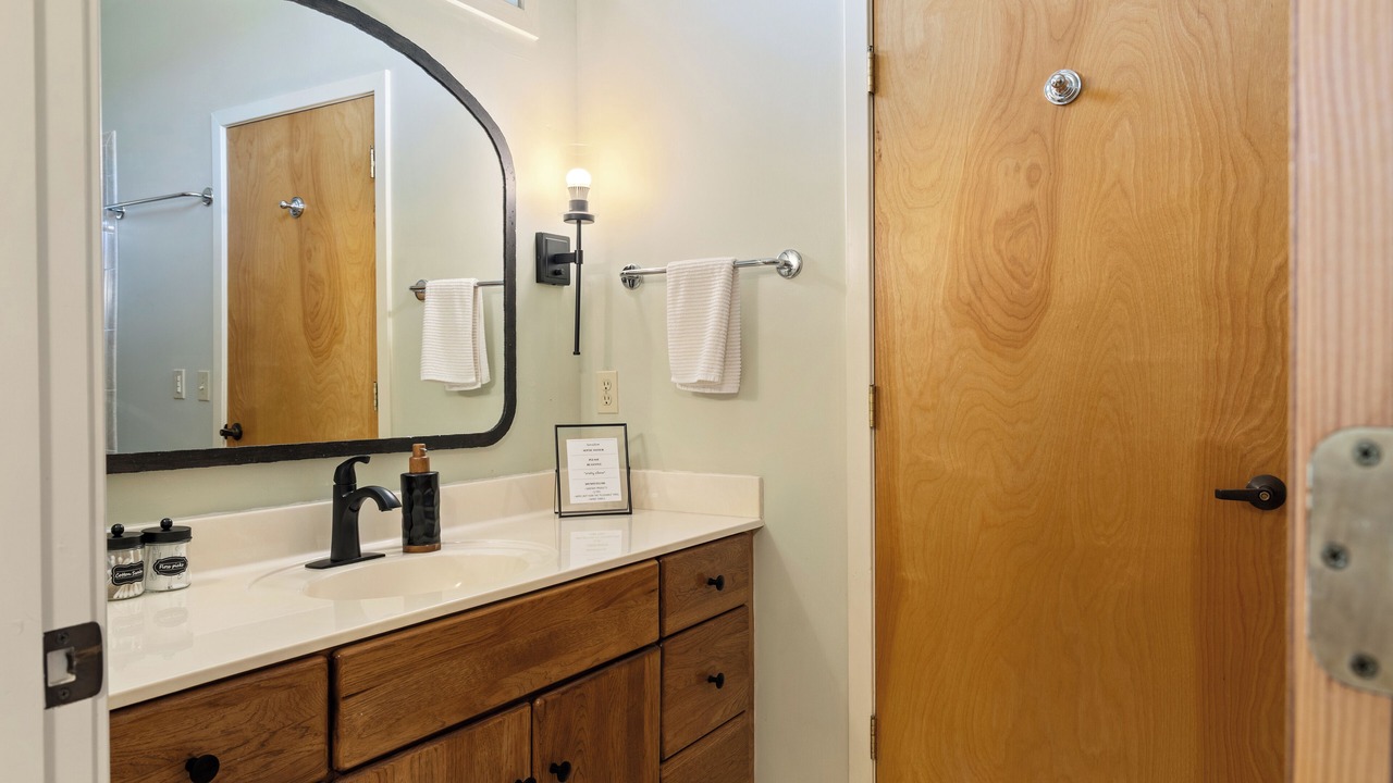 Photo of Bathroom in Seneca