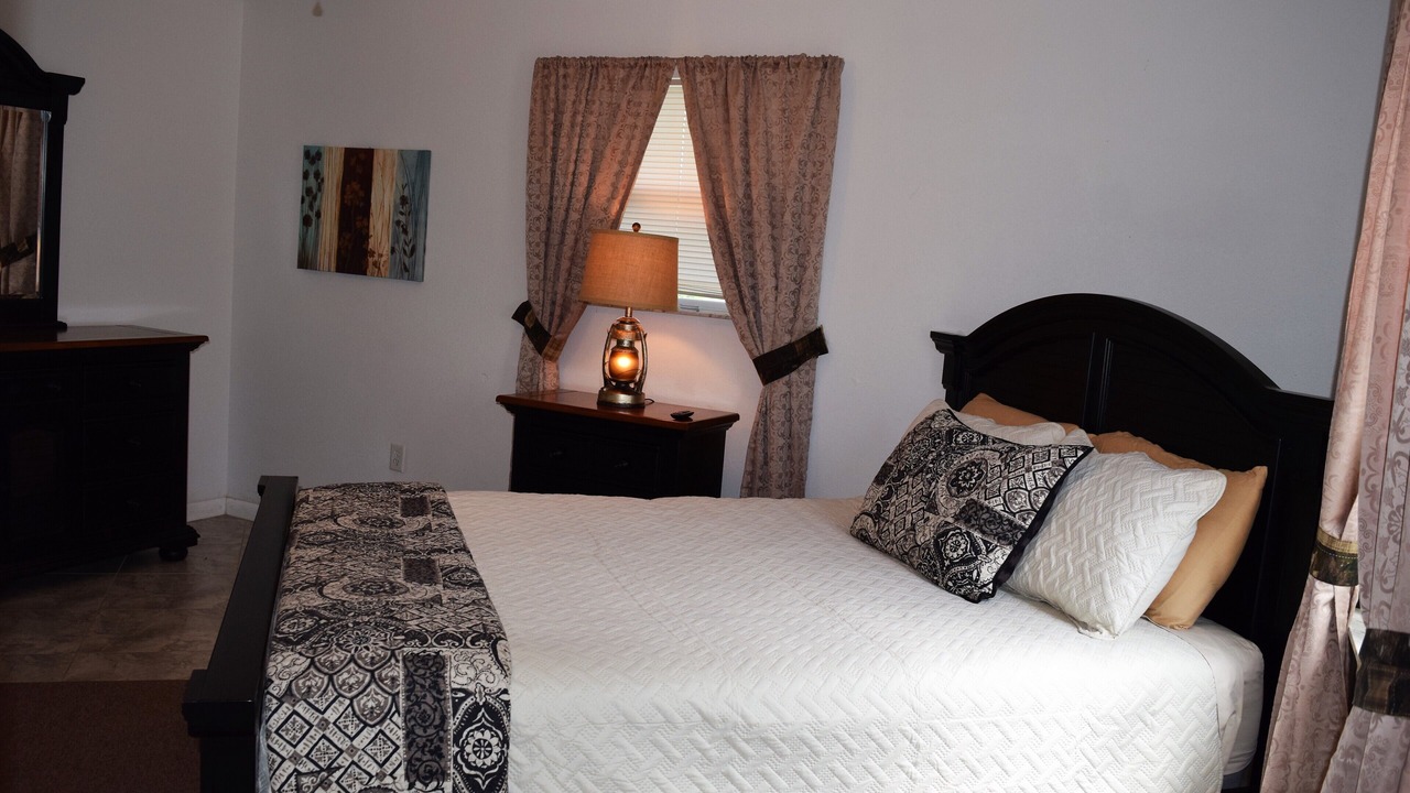 Photo of Bedroom in Placid Lakes