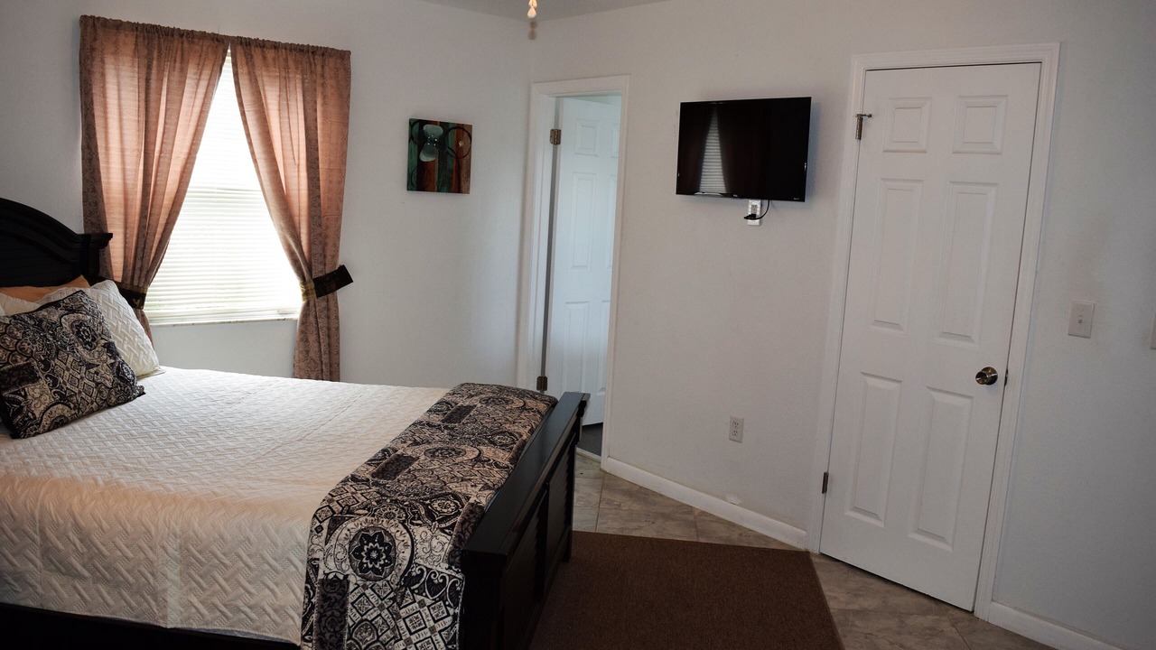 Photo of Bedroom in Placid Lakes