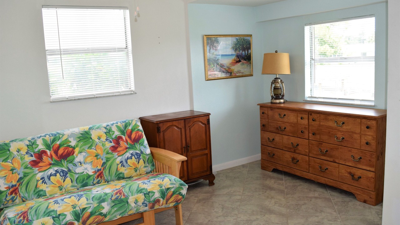 Photo of Livingroom in Placid Lakes
