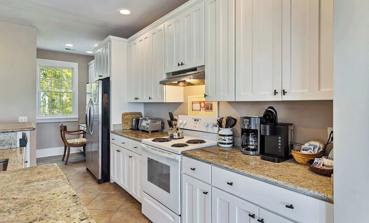 Photo of Kitchen in Melrose on the Beach