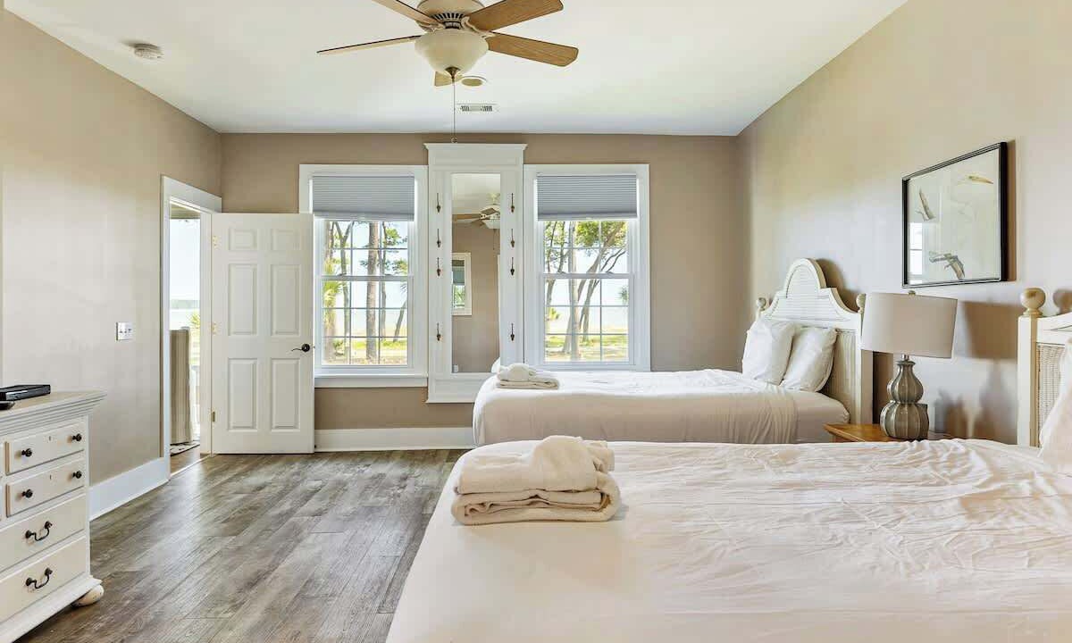 Photo of Bedroom in Melrose on the Beach