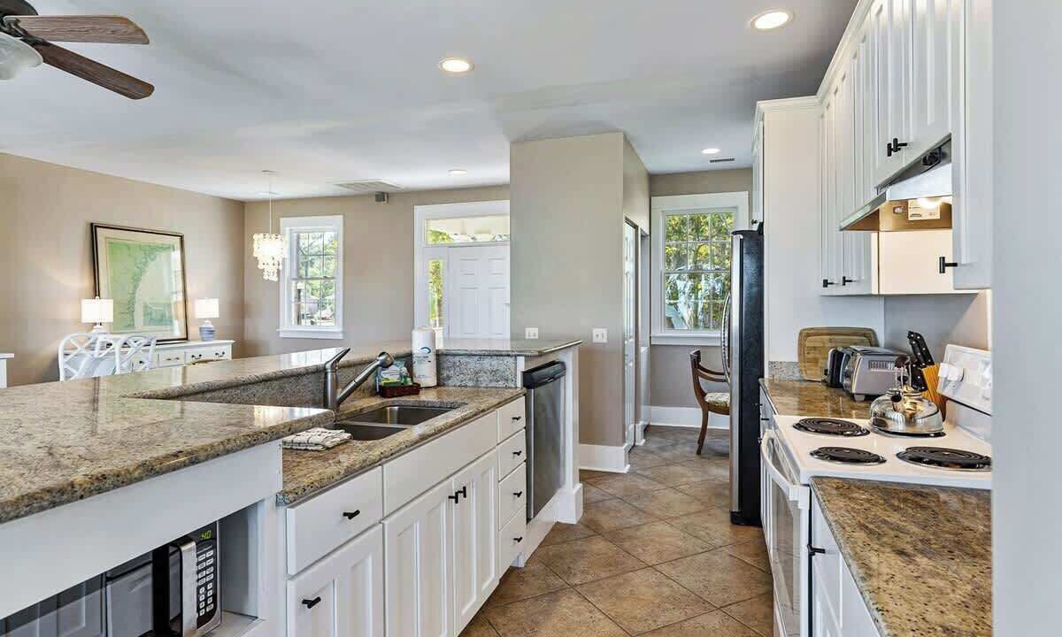 Photo of Kitchen in Melrose on the Beach