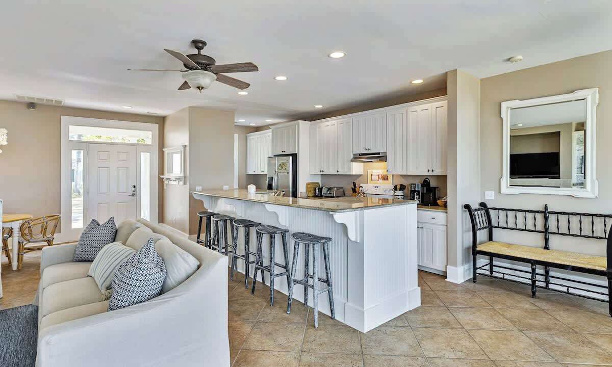 Photo of Livingroom in Melrose on the Beach