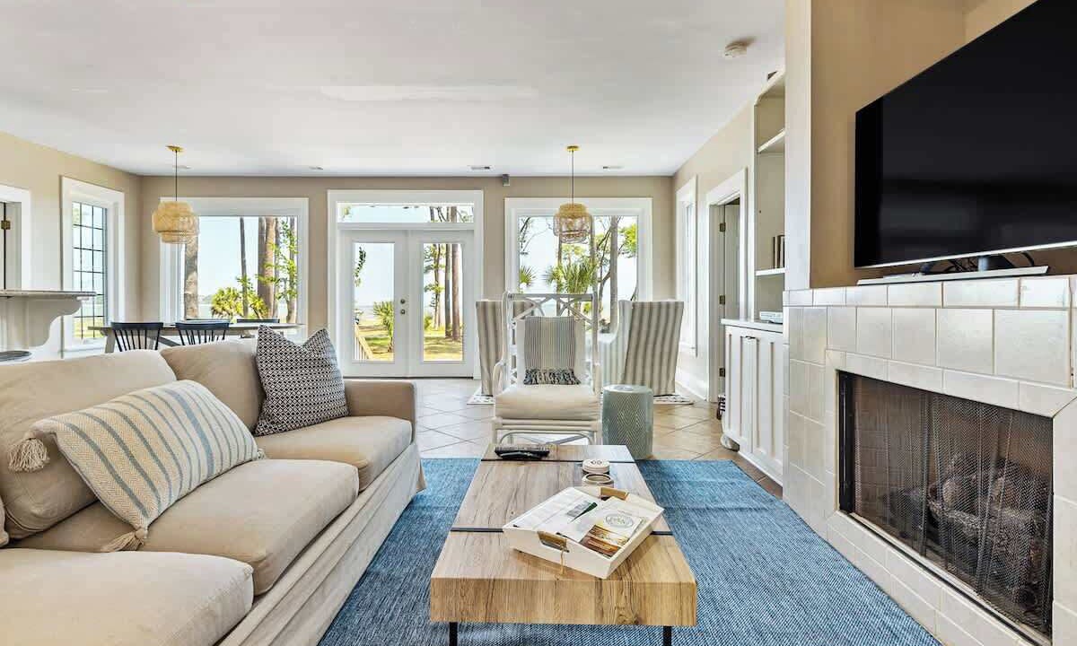 Photo of Livingroom in Melrose on the Beach