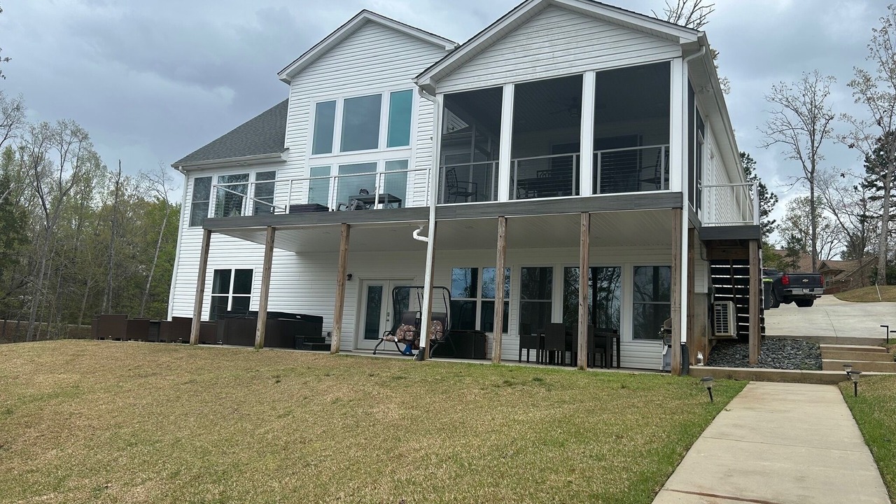 Photo of Outdoor in Chapin