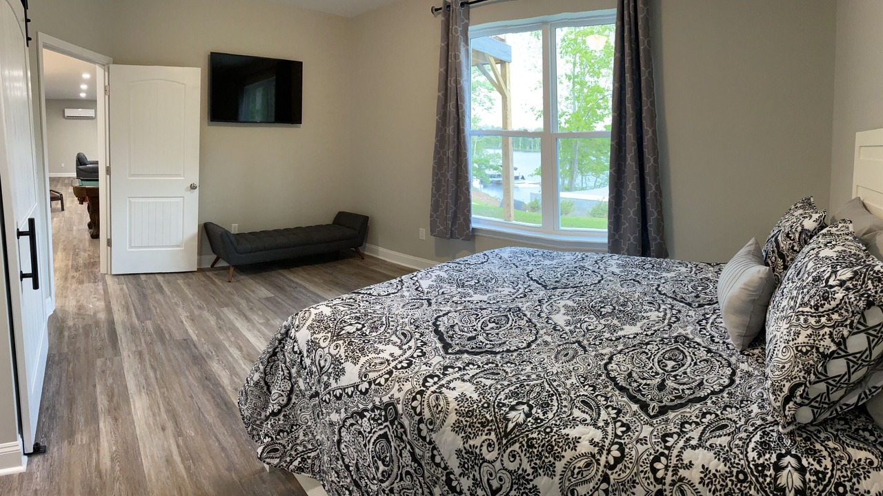 Photo of Bedroom in Chapin