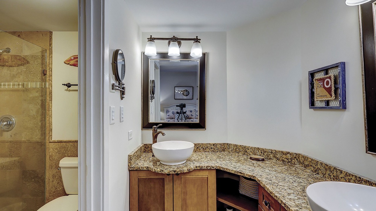 Photo of Bathroom in Shelter Cove