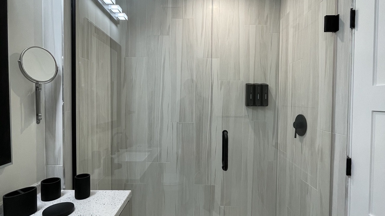 Photo of Bathroom in Lely Golf Estates