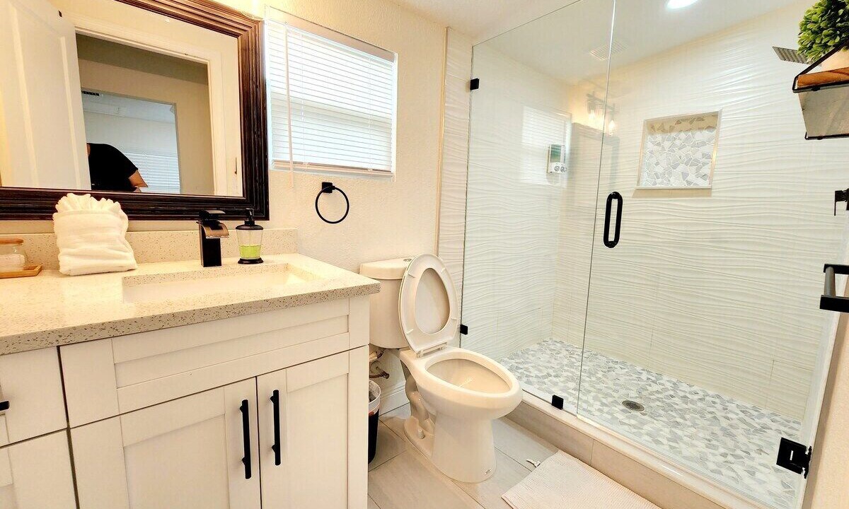 Photo of Bathroom in Meadowlawn