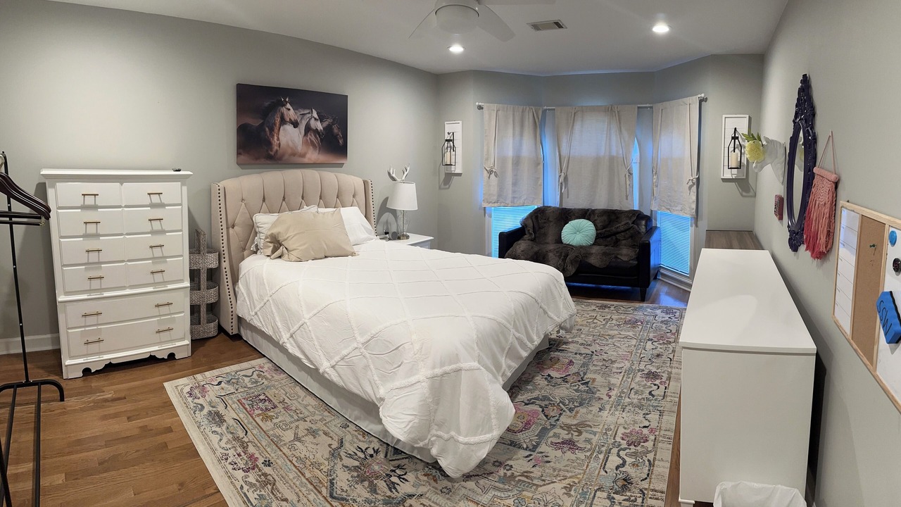 Photo of Bedroom in Evans