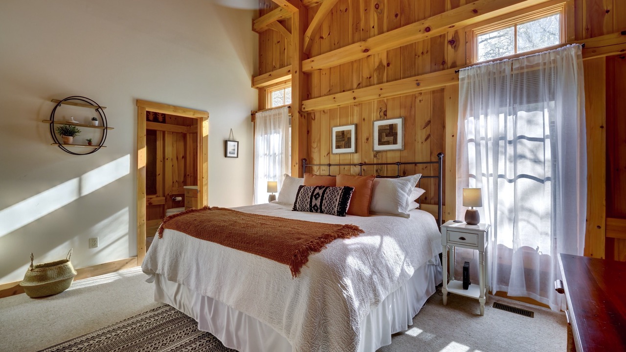 Photo of Bedroom in Cashiers