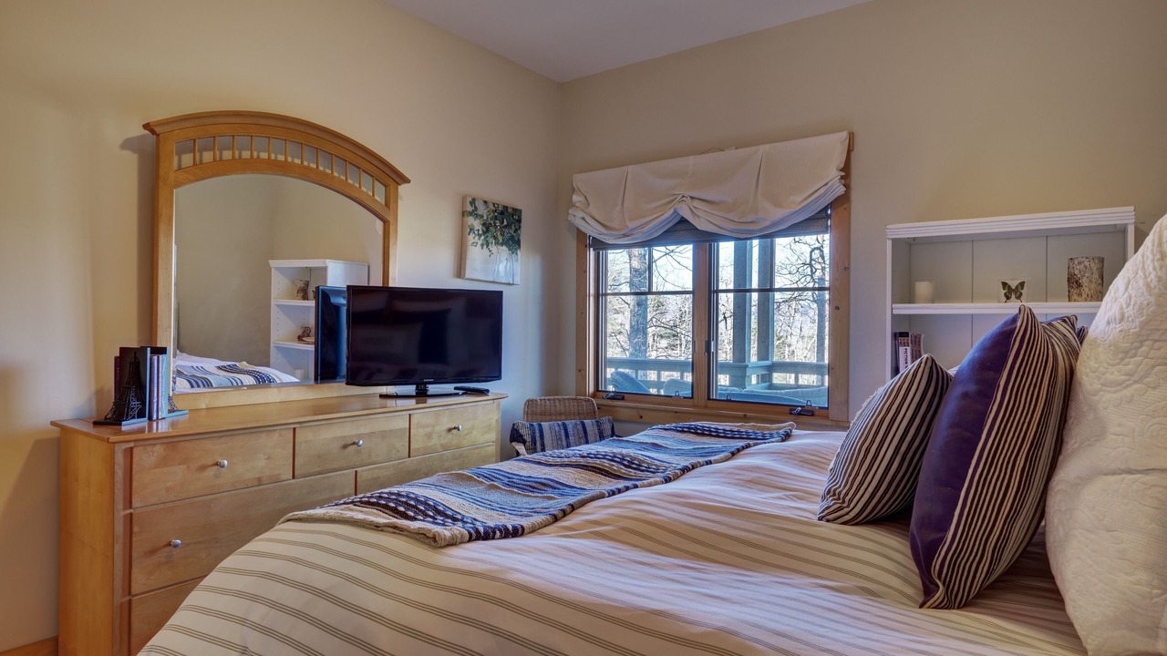 Photo of Bedroom in Cashiers